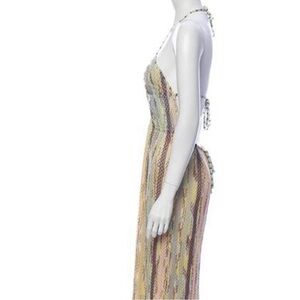 Missoni midi dress
Size M / US 8 
Length: 43”
Hip: 35”
Bust: 30”
Waist: 35”